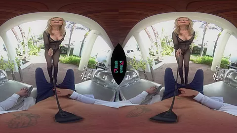 Nina Hartley & Levi Steele - VRHush