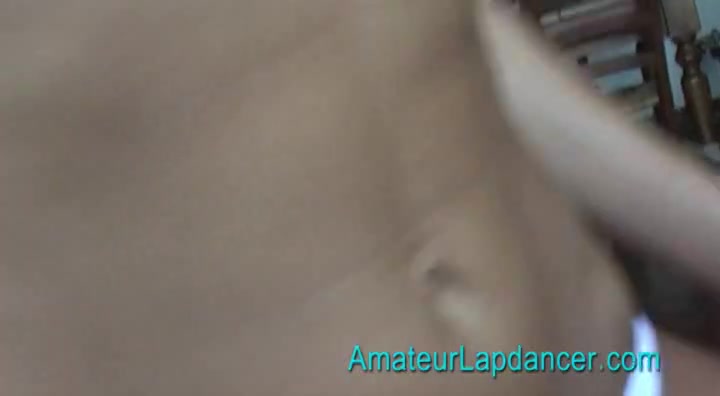 Skinny student 18+ lapdancing