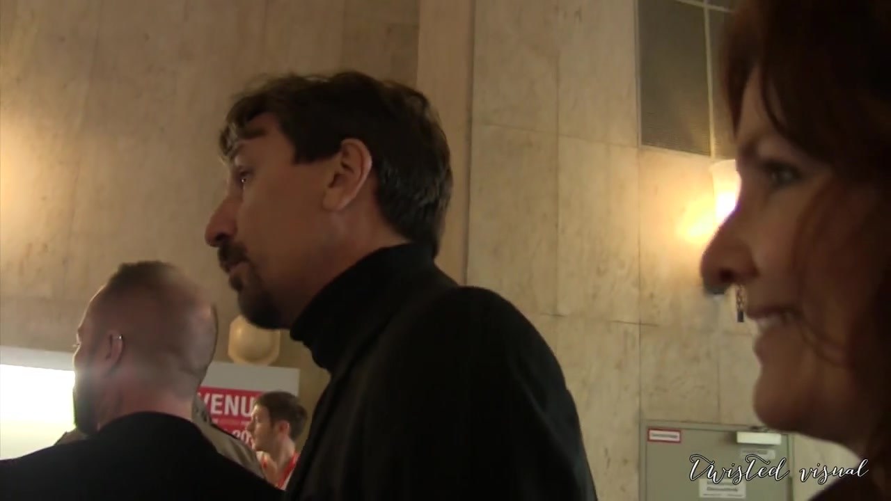 Dana Vespoli, Sexy Suzy, And Steve Holmes International Anal Fucking In Public