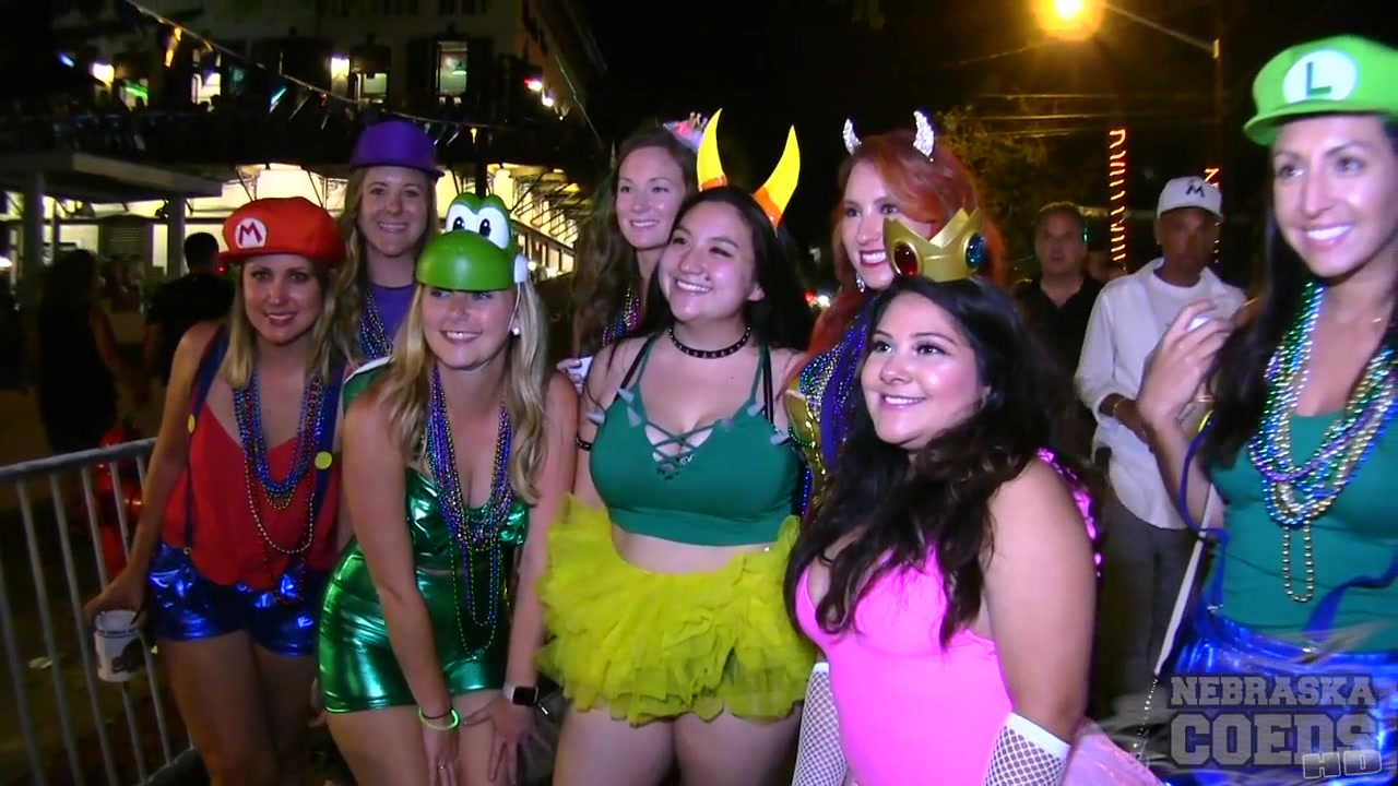 Last Day And Night Of Fantasy Fest 2018 From Key West Florida Hot Girls Naked In The Streets - NebraskaCoeds