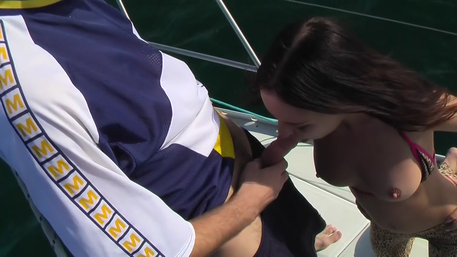 Aurita in sex tape video showing a hardcore sex on a boat