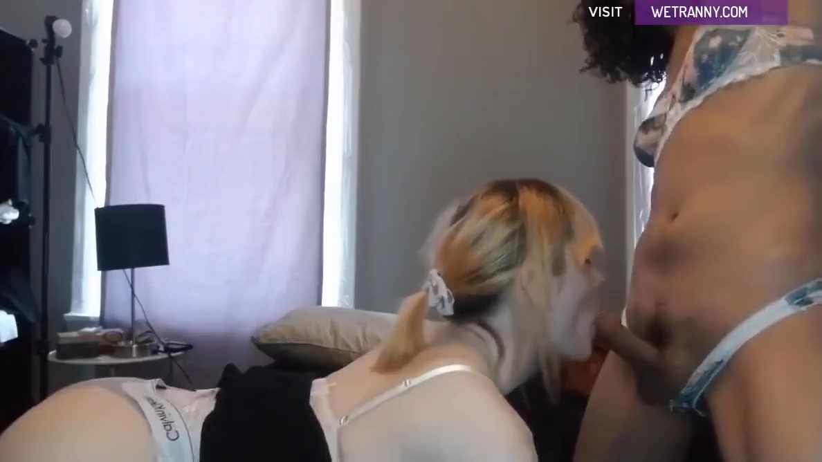 Sexy Fucks Other Tgirl With Claire Tenebrarum