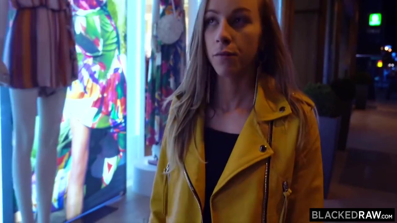 Vixenplus All She Wanted Was To Be Passed Around By 4 Black Guys 12 Min