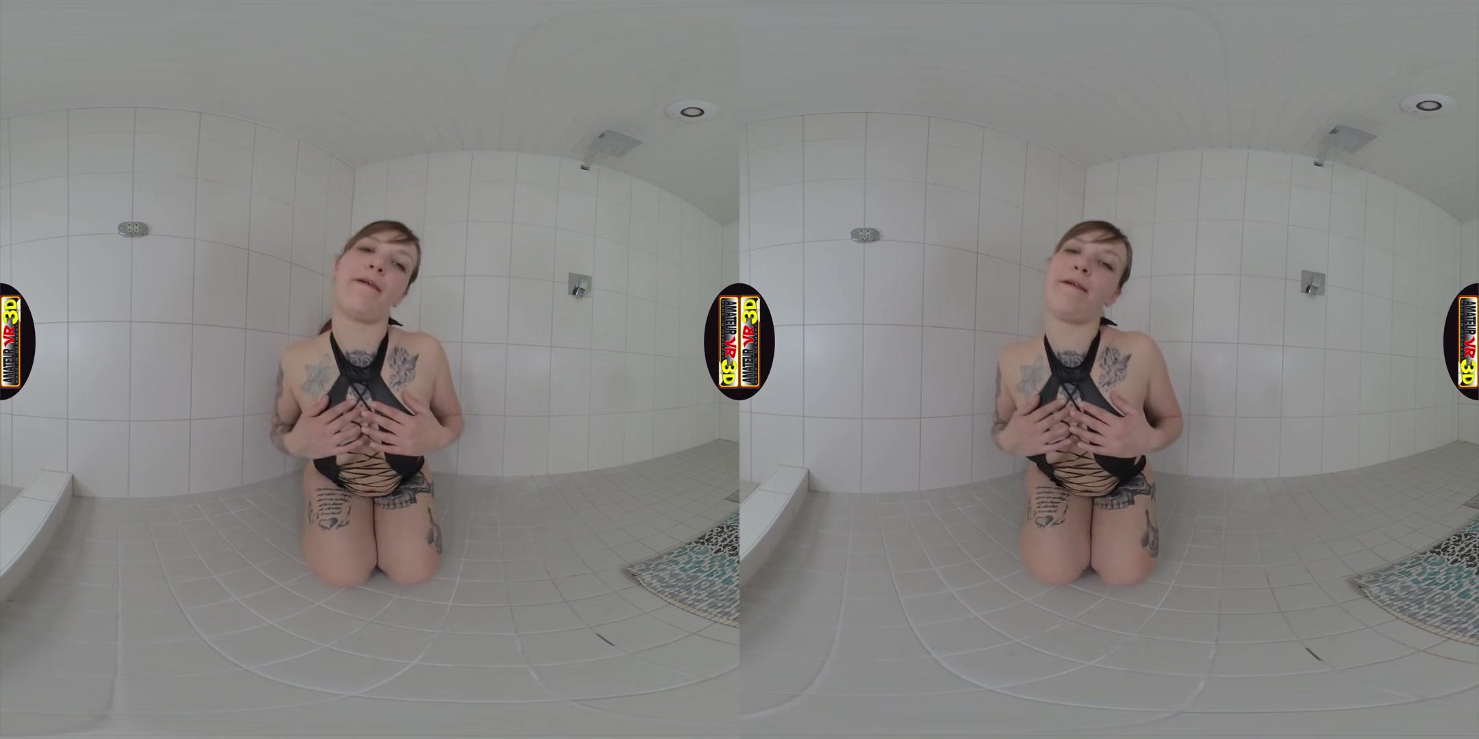 Luna - Very Wet Deep Inside; Big Tits Amateur Solo