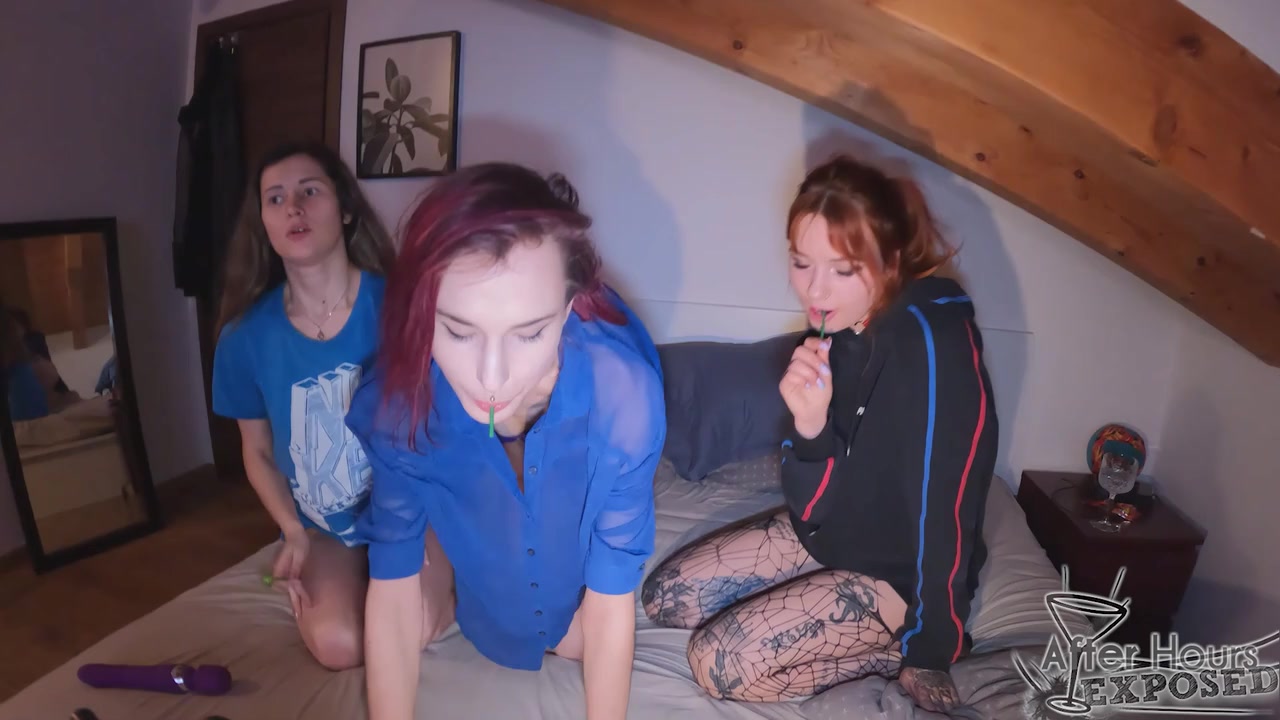Red Lipstick Girls On Vacation With Cheri Josie Fresh Sucking Lollipop Pussy Hitachi Poppy Orgasm