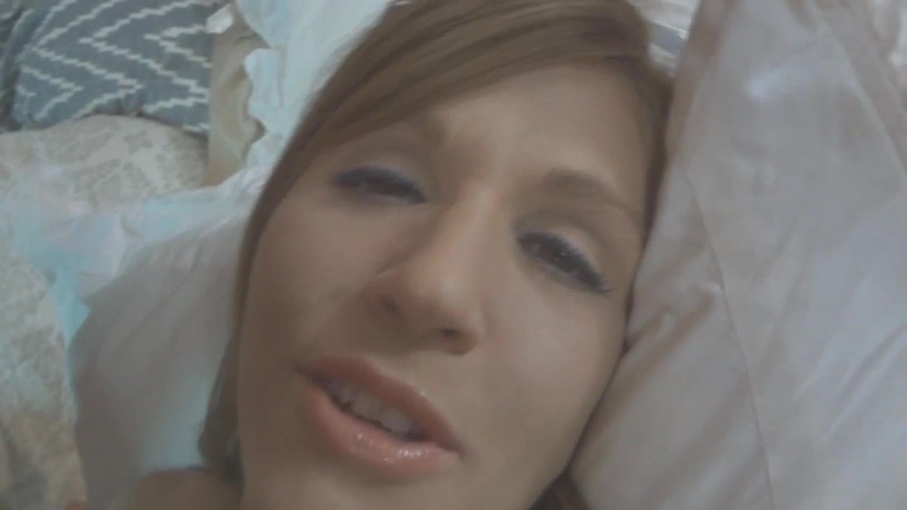Foot fucking creampie slut 3 - TacAmateurs