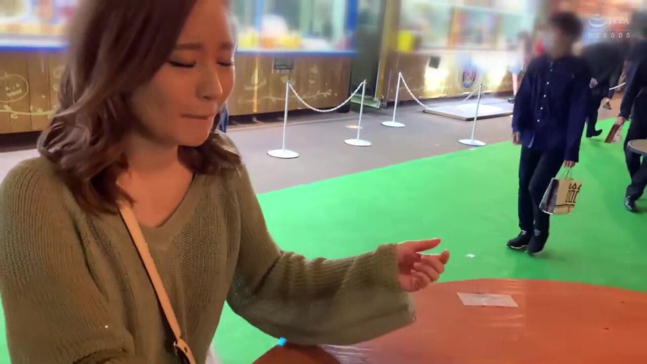 0011485_ガニ股騎乗位 ショートパンツ ギャル ほか
