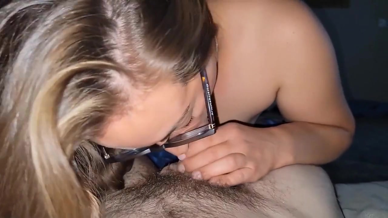 Sexy Milf Deep Throats Glorious Cumshot