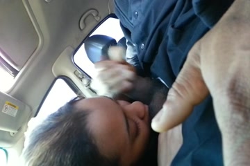 Black bitch doesn't mind sucking my dong while I drive