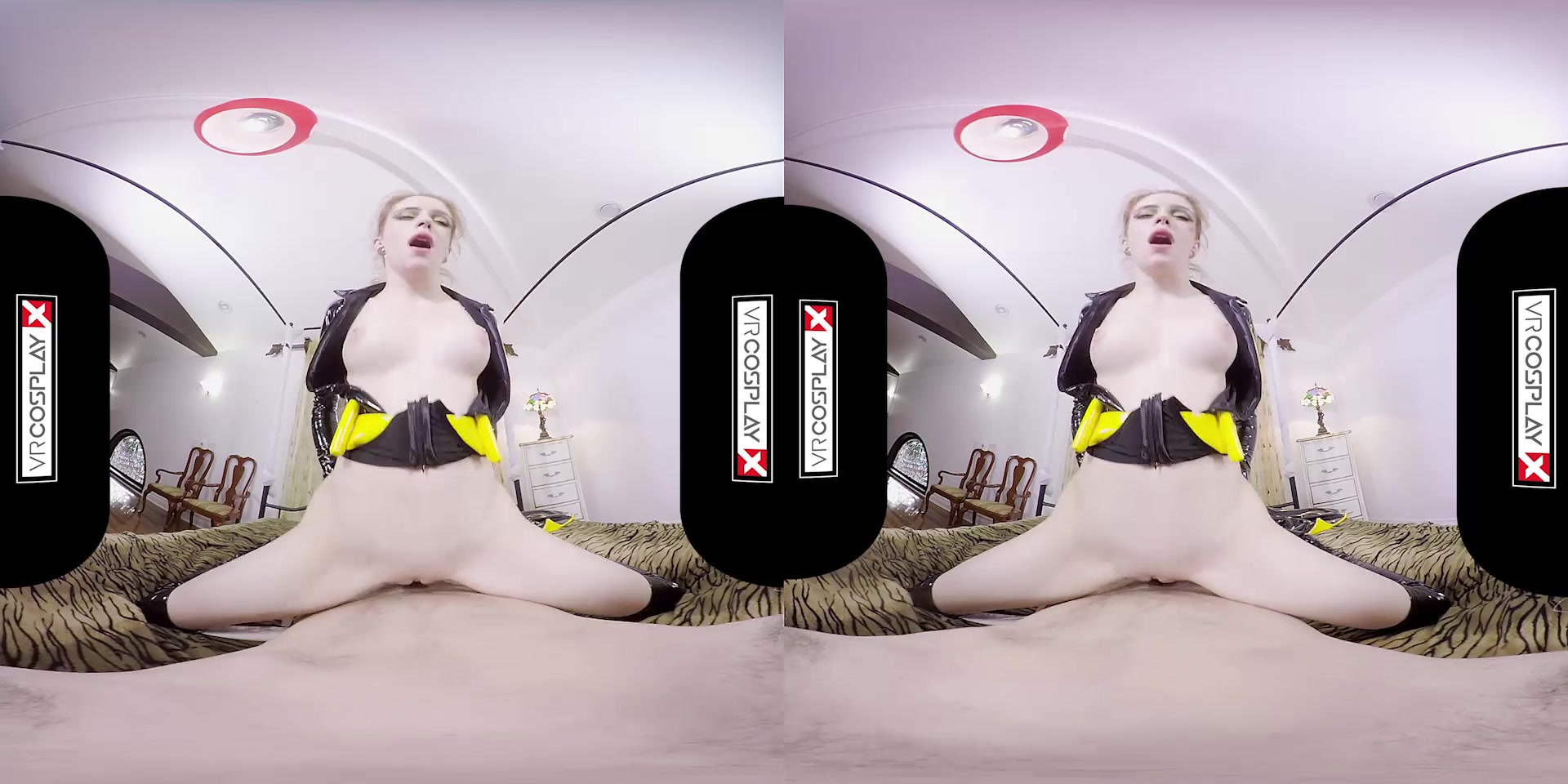 Batgirl A XXX Parody