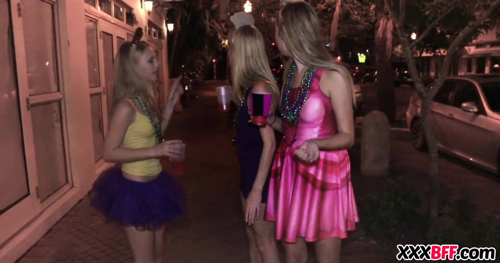 Hot teens 18+ fuck at mardi gras