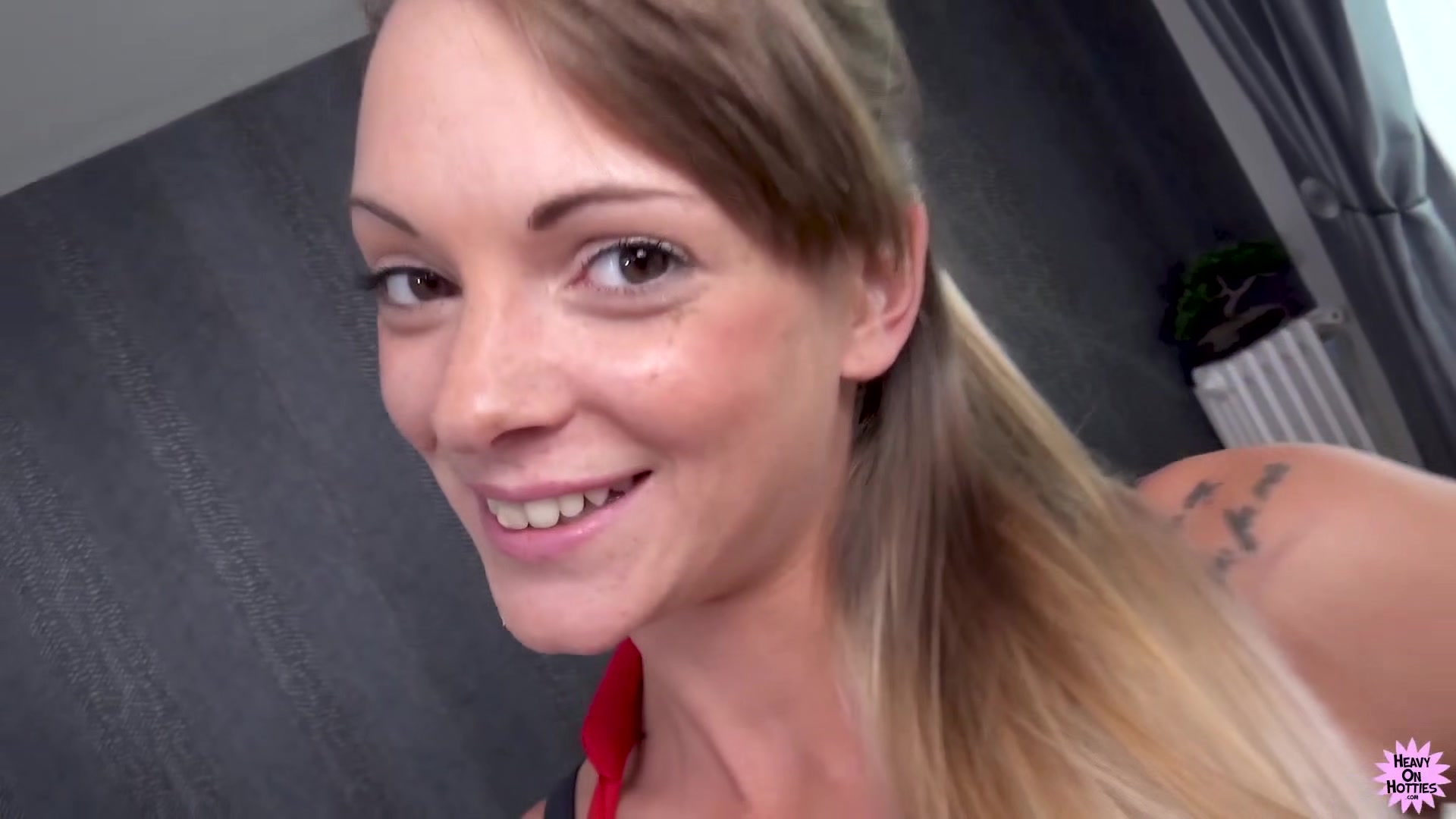 The Leiddi and the Tramp With Tiffany Leiddi - HeavyOnHotties