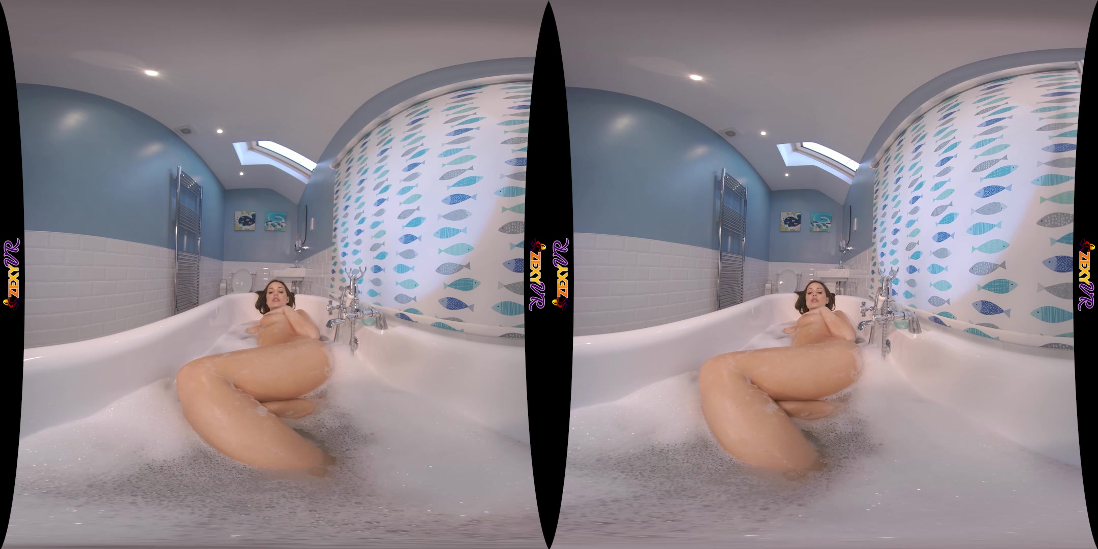 Bathe With Me Pt:2 featuring Frankie L - ZexyVR