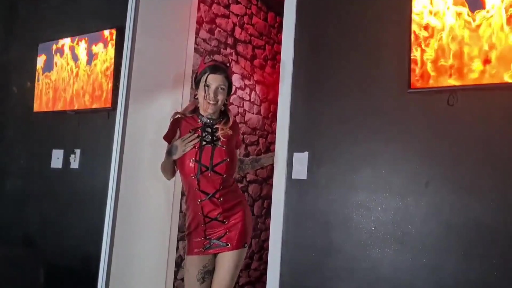 Horny Succubus Visits Human This Halloween And Sucks All His Energy!!