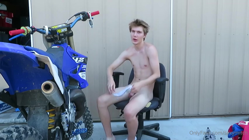 Dirtbike Jerk Off Video