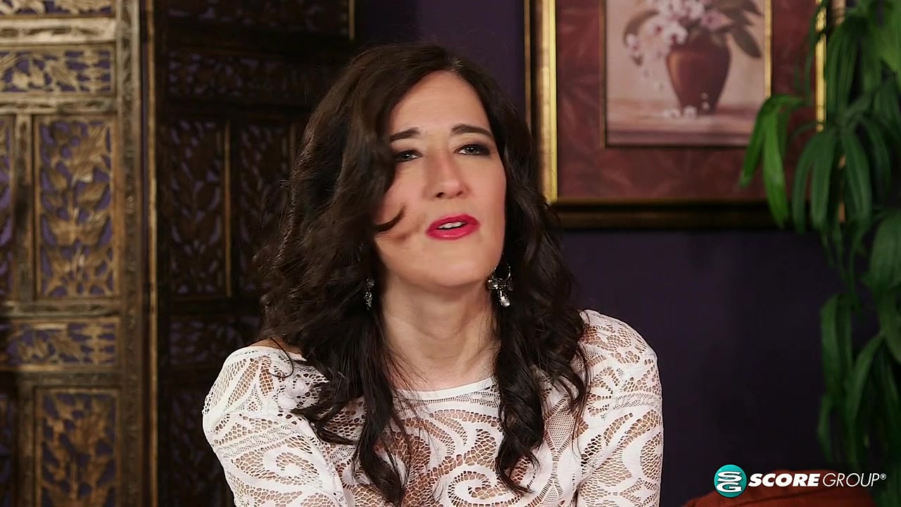 An unlikely porn star - 40SomethingMag