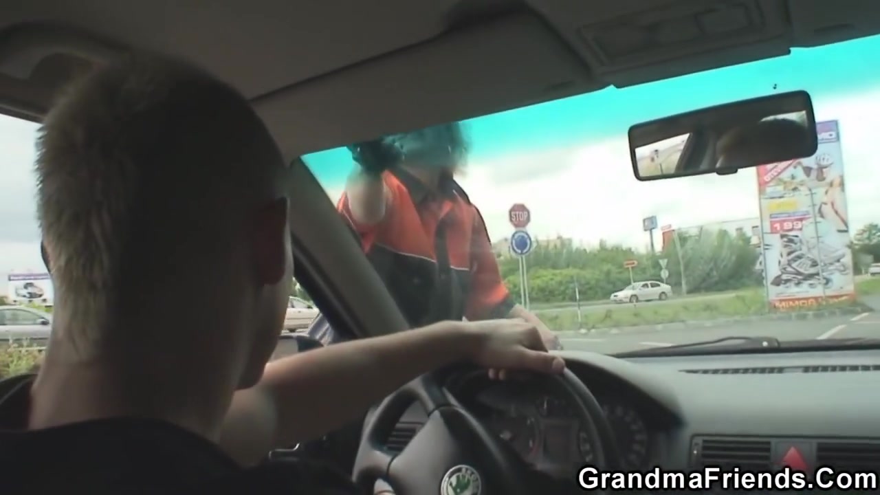 Picked Up Old Mature Woman Takes Dp