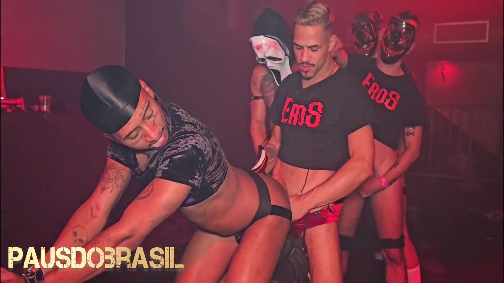 Gay Porn, Rodrigo Blessed And Chefe Do Bando - Noite Animada Hallo Wenn 6 Min