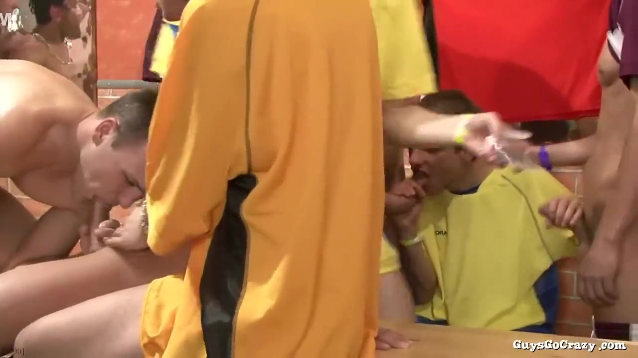 Locker Room Fuckfest For Naughty Dicks