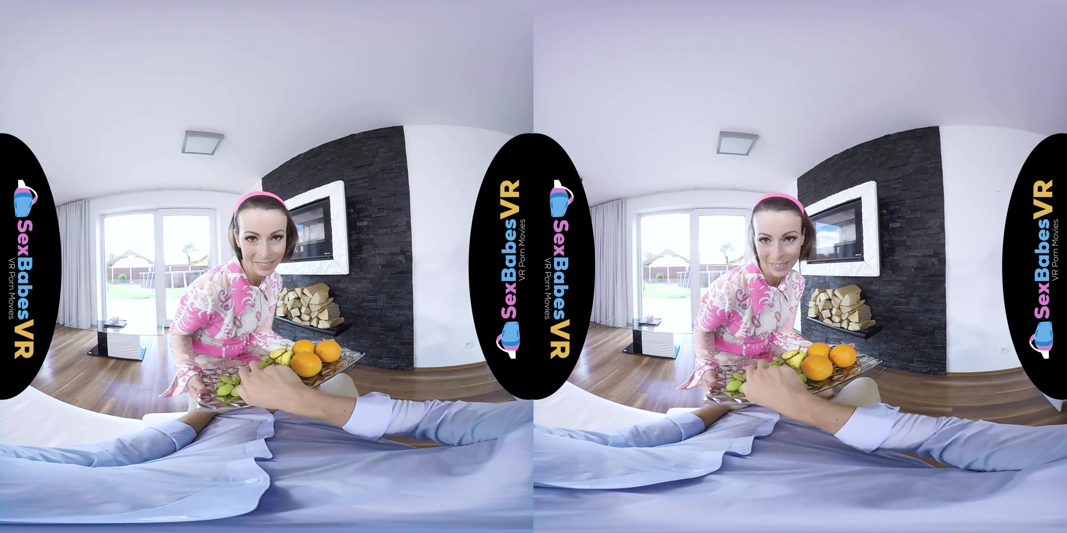 Caroline Ardolino in Retrolisious - SexBabesVR