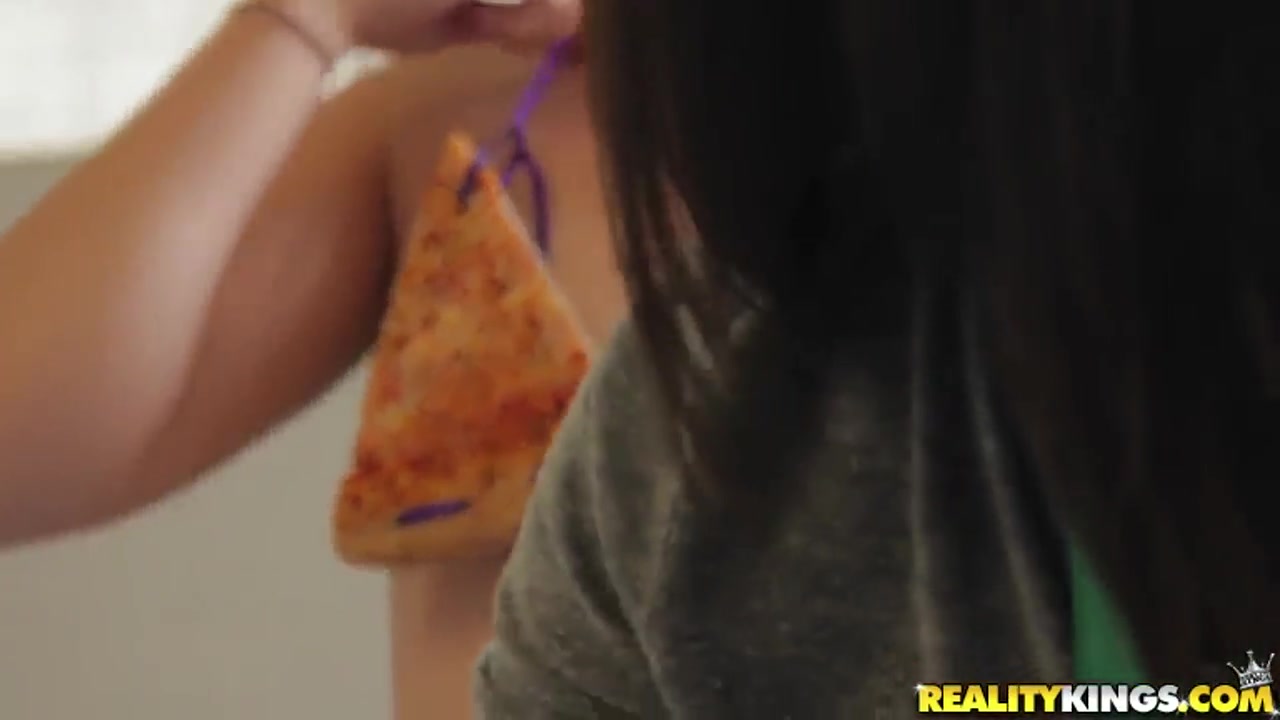 Lad eats pizza from the ass of appetizing blonde