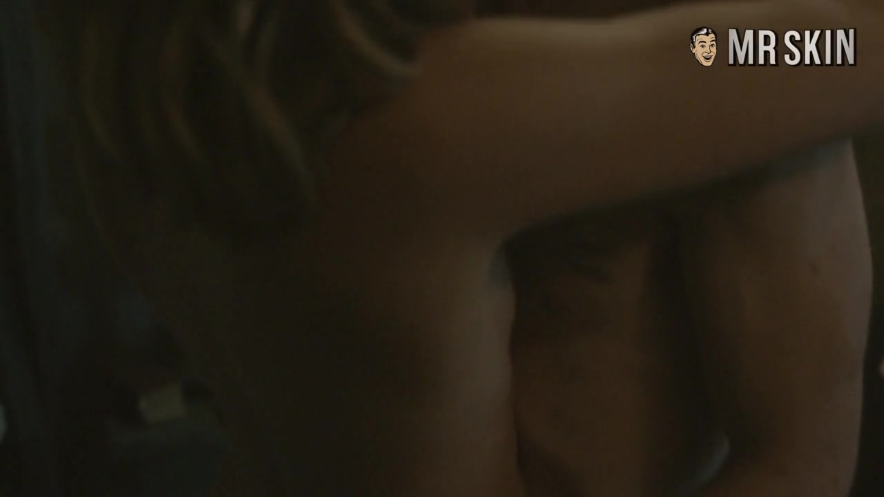 You'll Tug to Tag's Annabelle Wallis - Mr.Skin