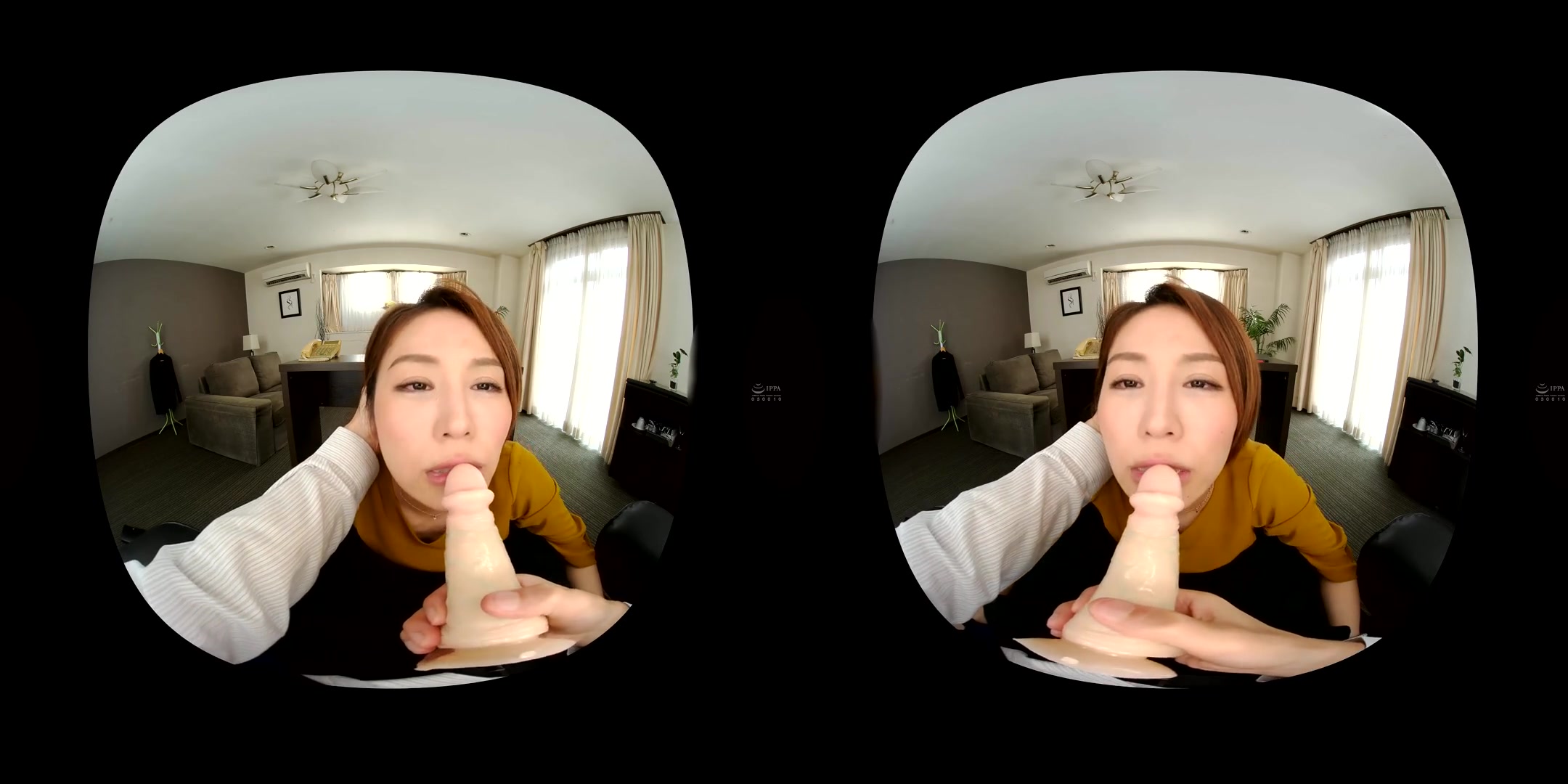 Secret Irrumatio (VR Version) 1 - Asian MILF Office Sex