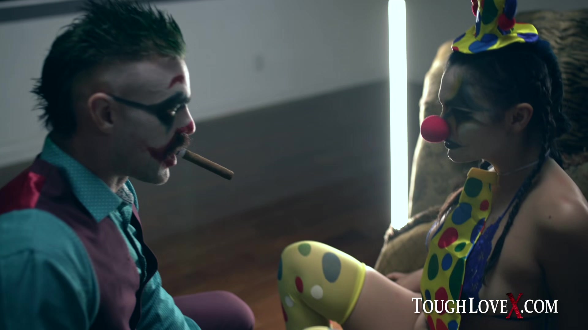 TOUGHLOVEX Violet Starr lets JokerX stuff her pussy