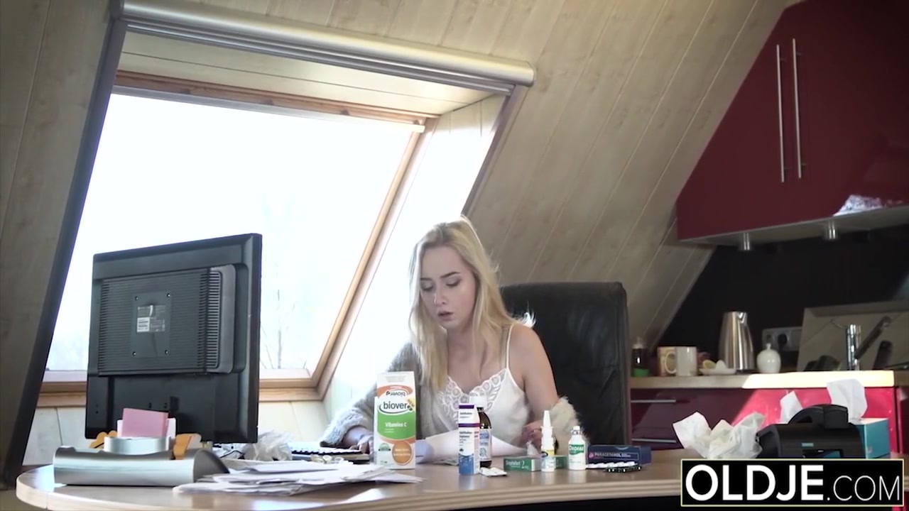 This Girl Has Sex With Her Stepdad And She Is So Fucking Hot