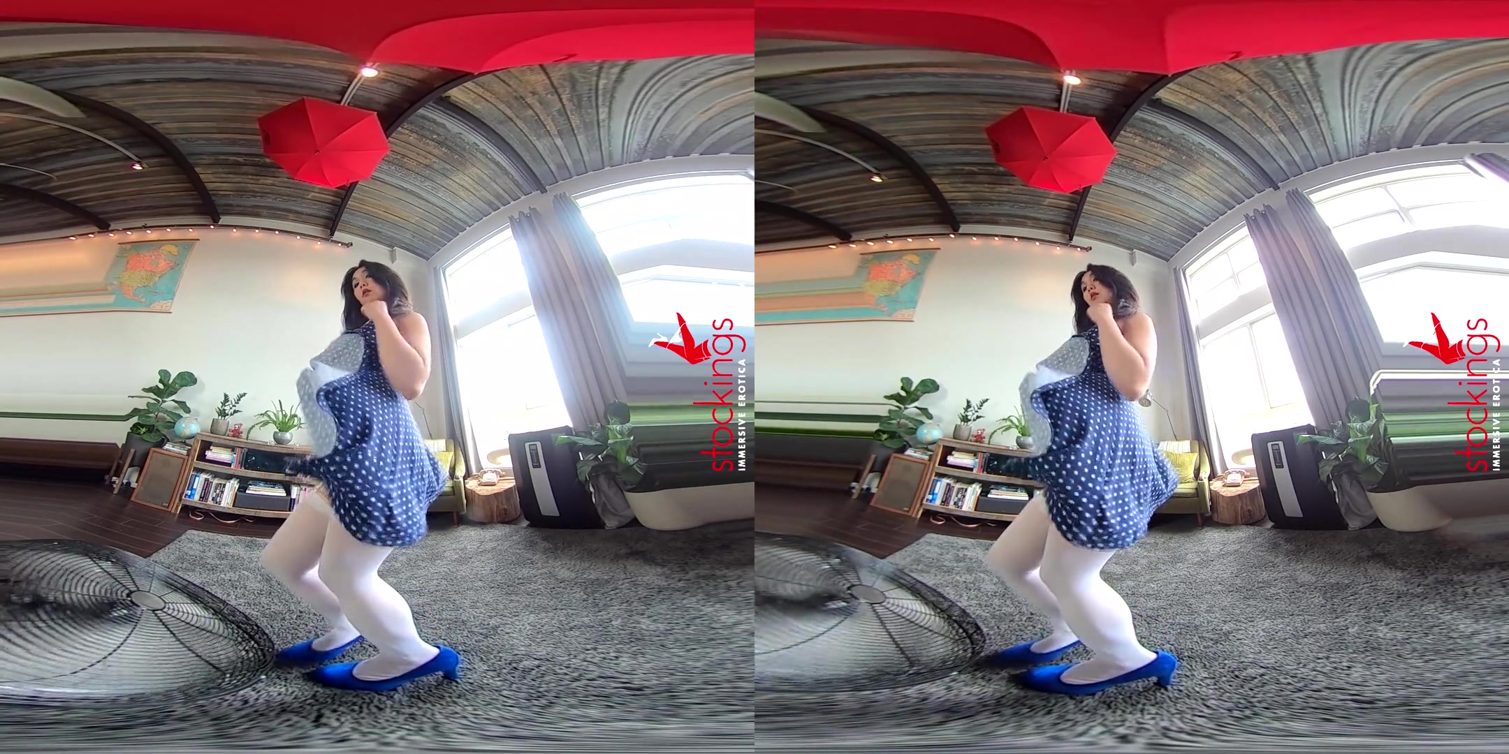 Amy Jane in Fan Dancer - StockingsVR