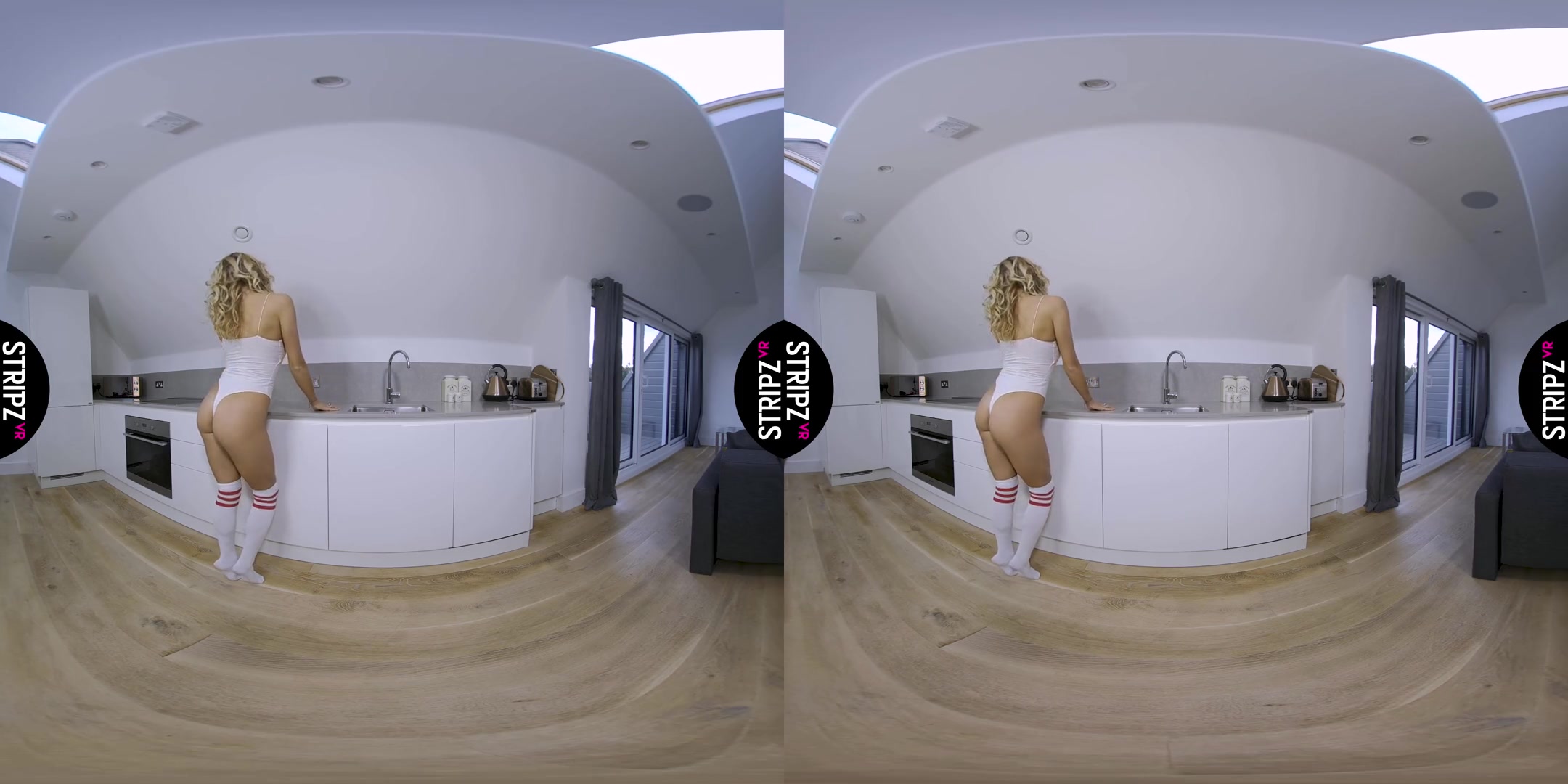 Bexie Williams in Studio 66 - StripzVR