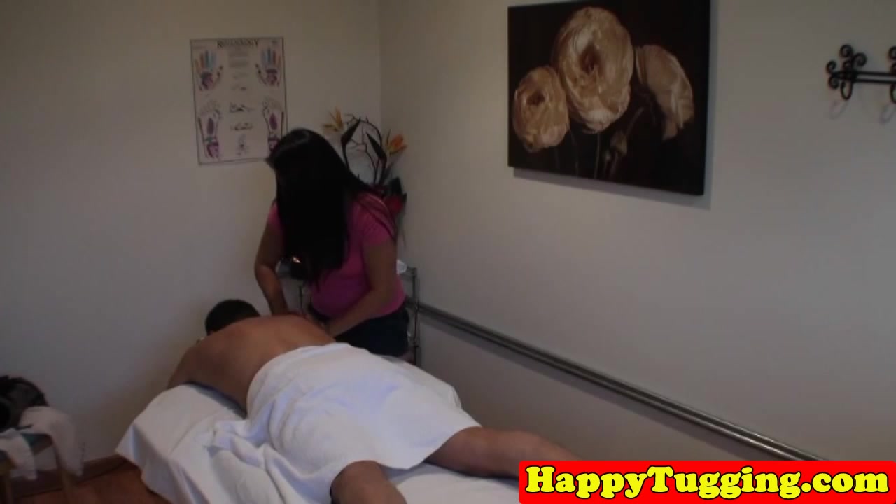 Asian masseuse wanking client
