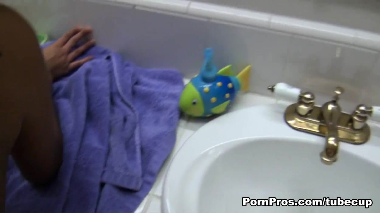 Getting Dirty in the Shower - PornPros