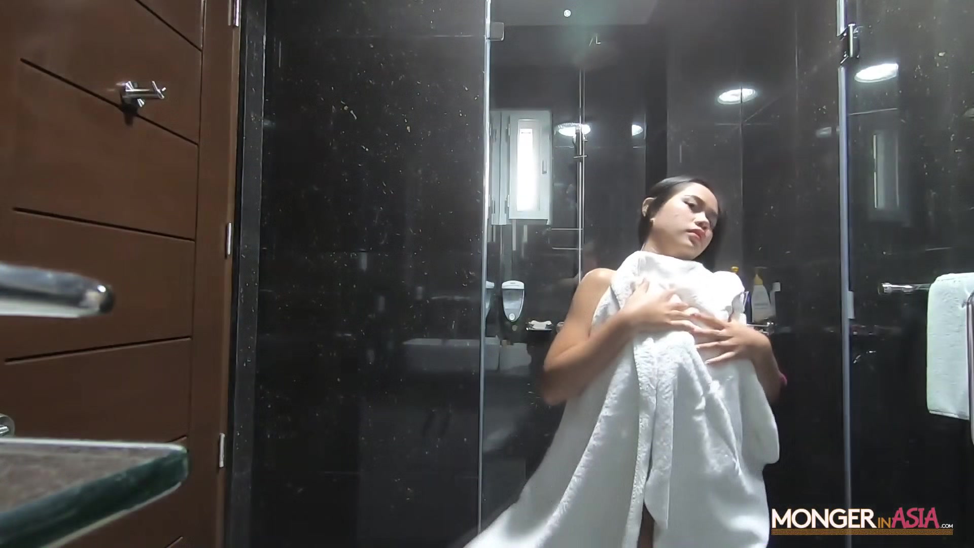 Horny foreigner breeds a busty Filipina whore