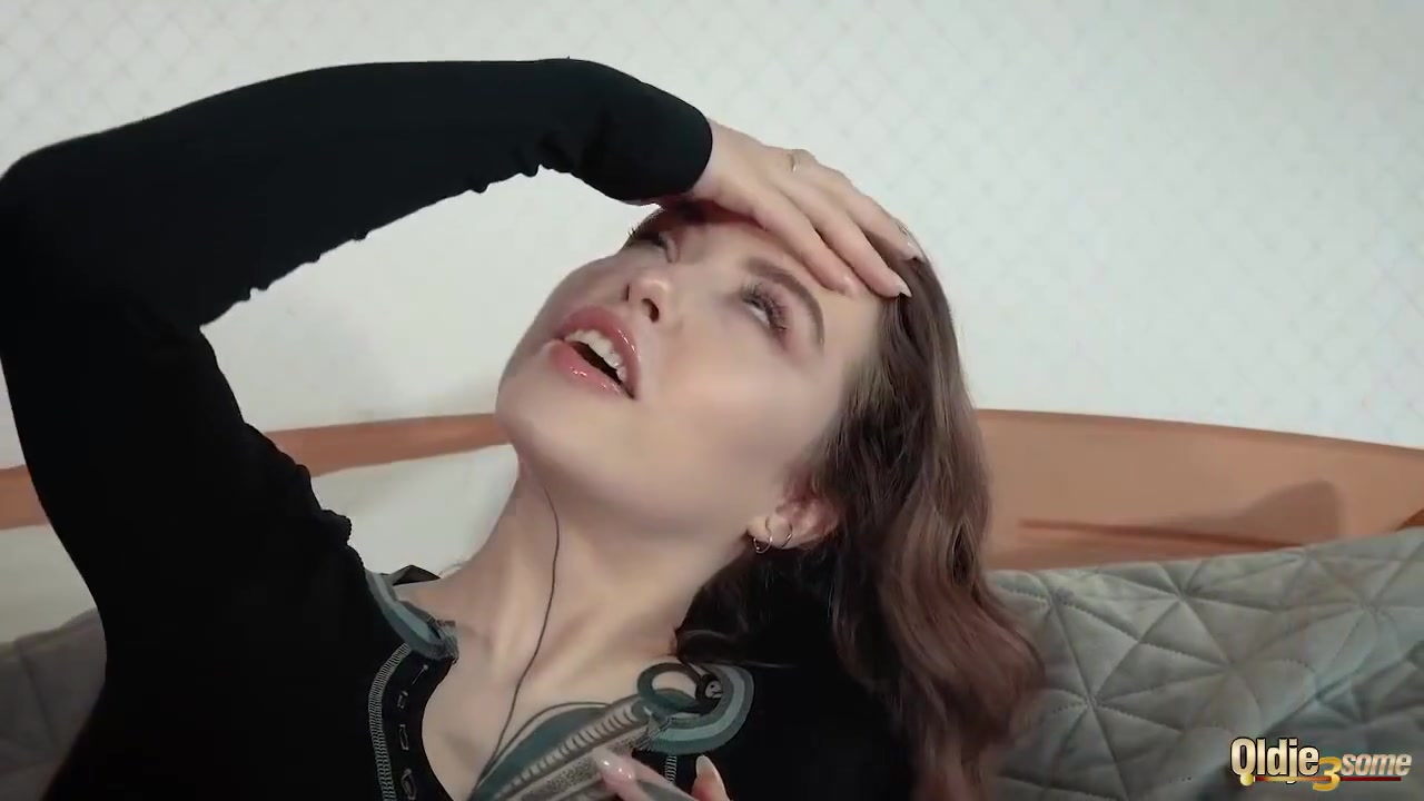 Desire For Cock And Pussy - Irina Cage And Eden Ivy