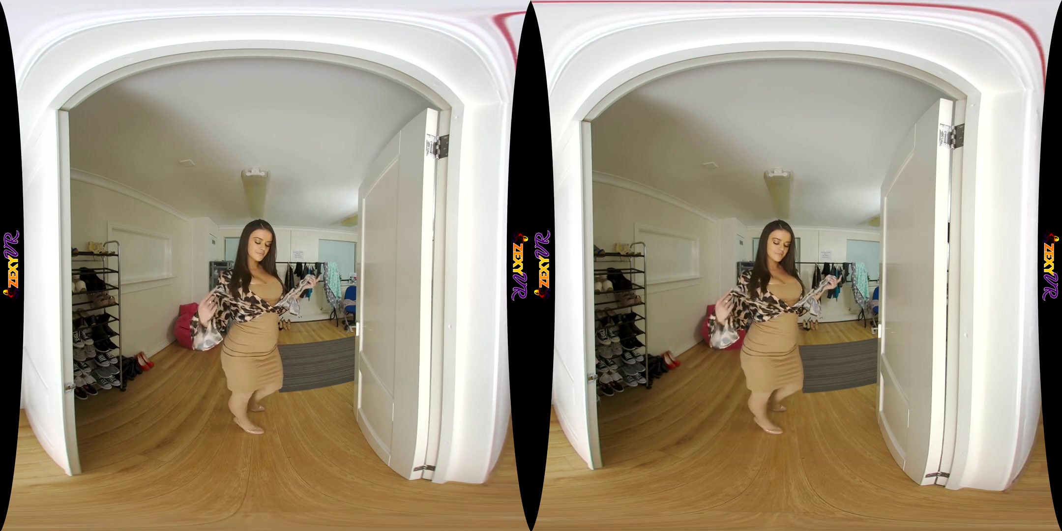 Amelia B in In Private - ZexyVR