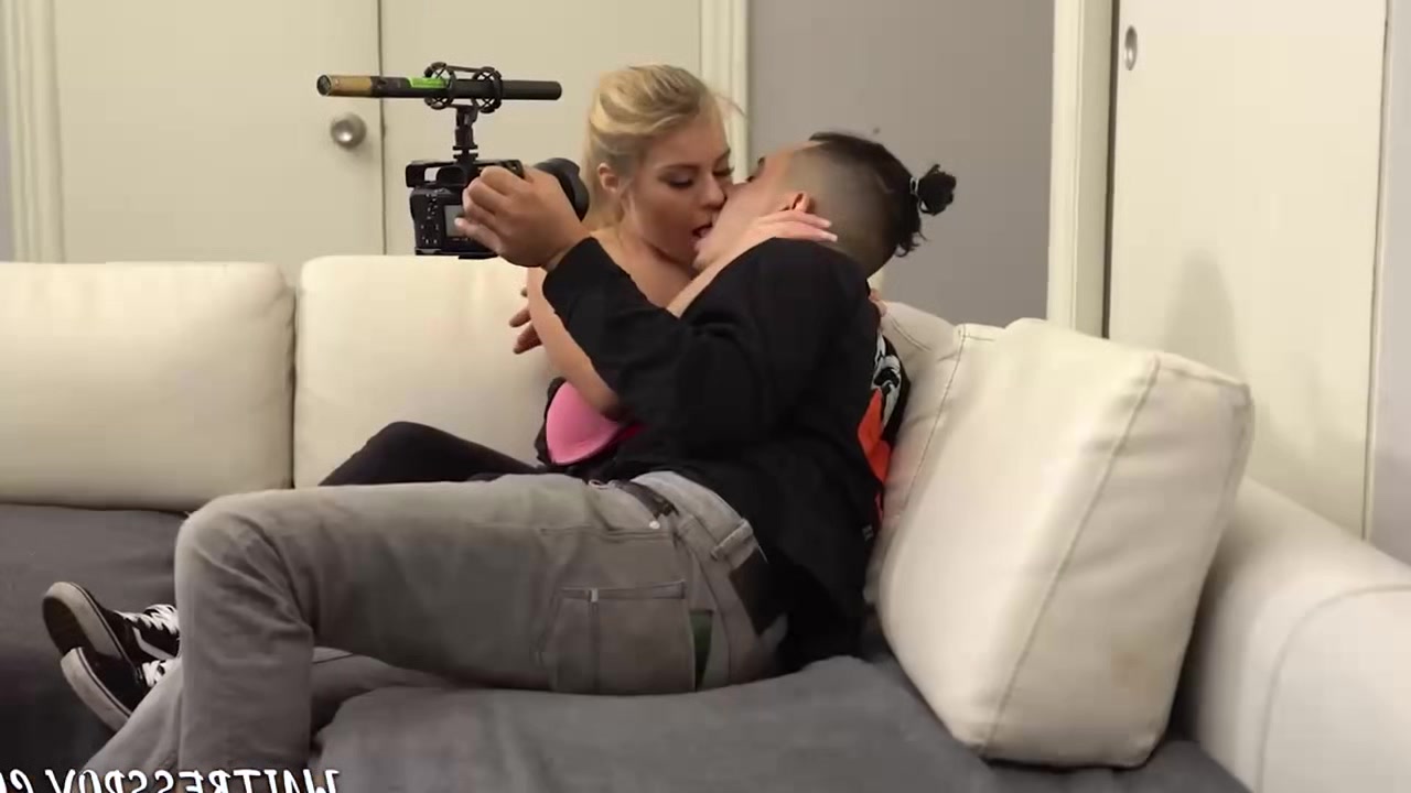 easy way to fuck a waitress