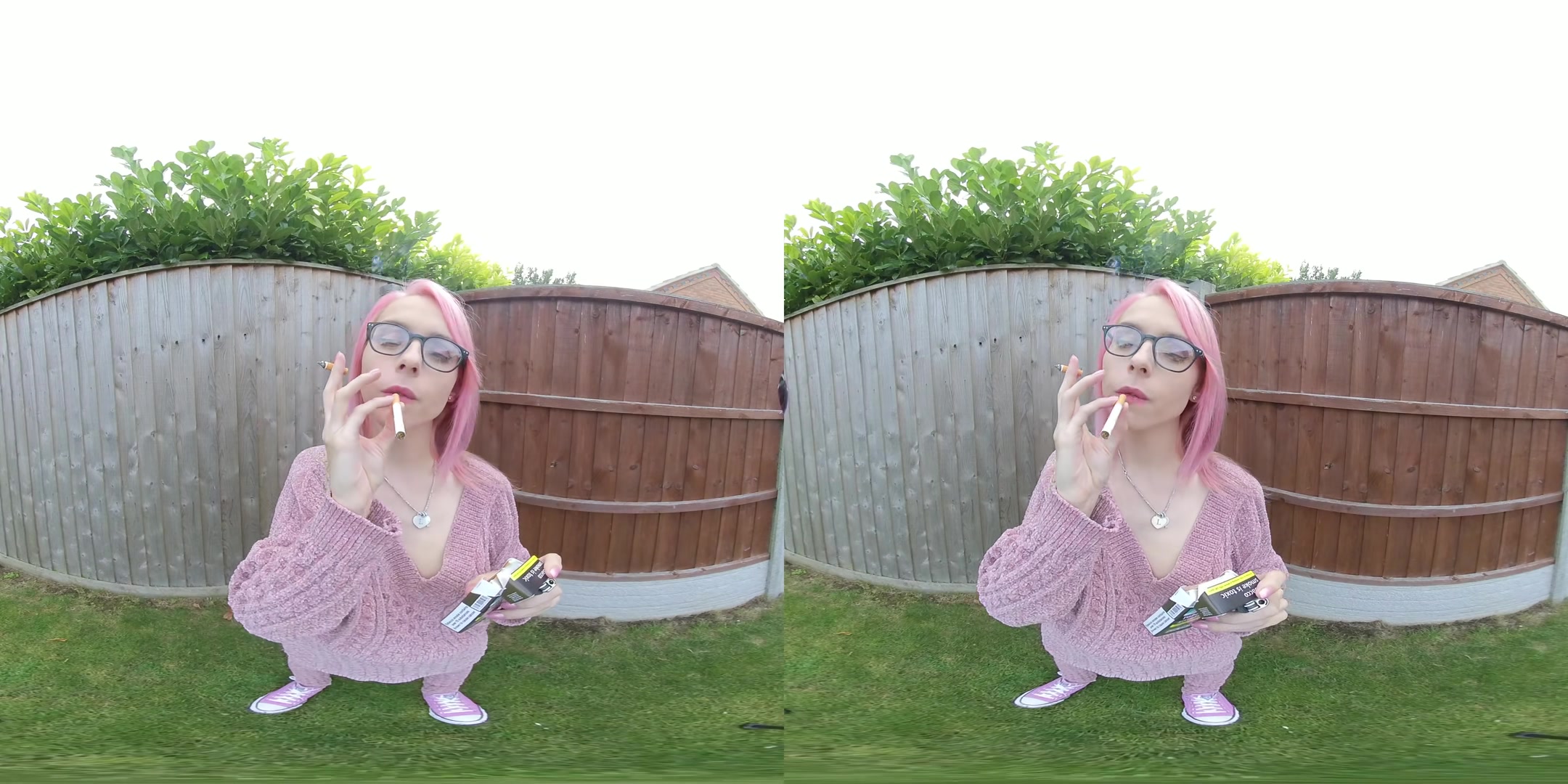 Chloe Toy - Smoking In The Garden - VRSmokers