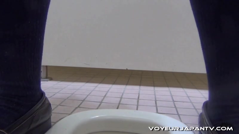 Piss, Nips And Lips - VoyeurJapanTV
