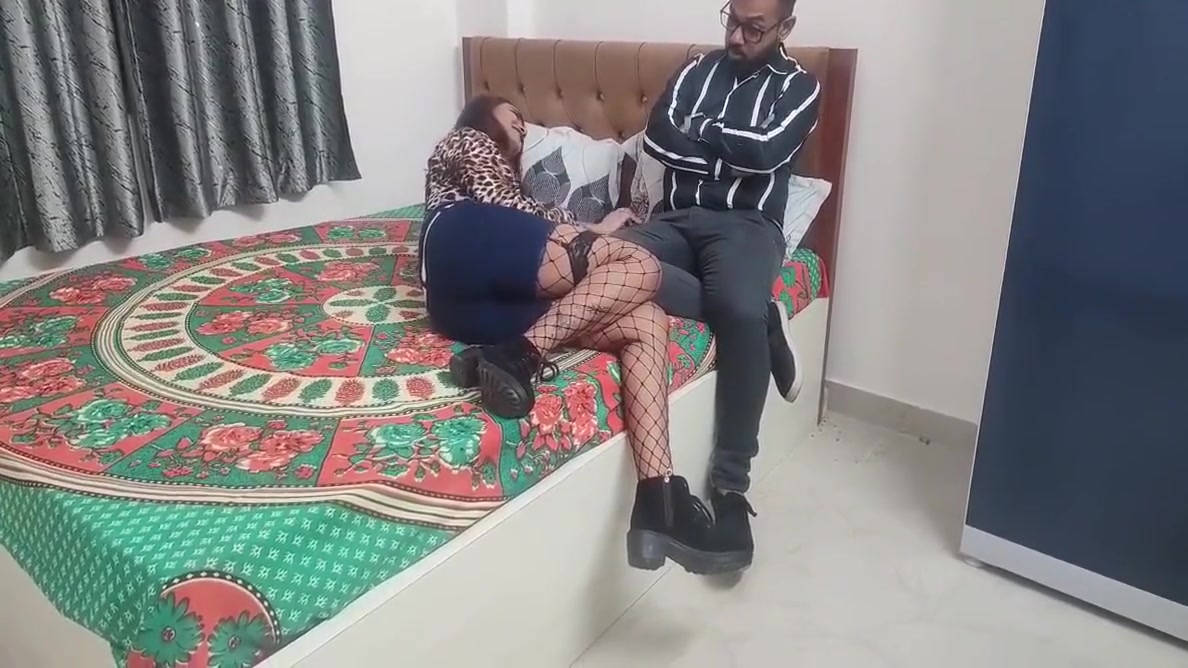 A Thirky Man Used Dildo Vibrator And Fuck His Girlfriend