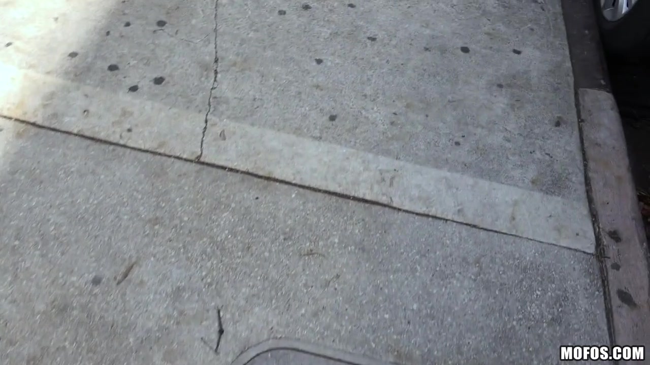 Kelsi Monroe in Glamorous PAWG Fucks Camera Guy - PublicPickups