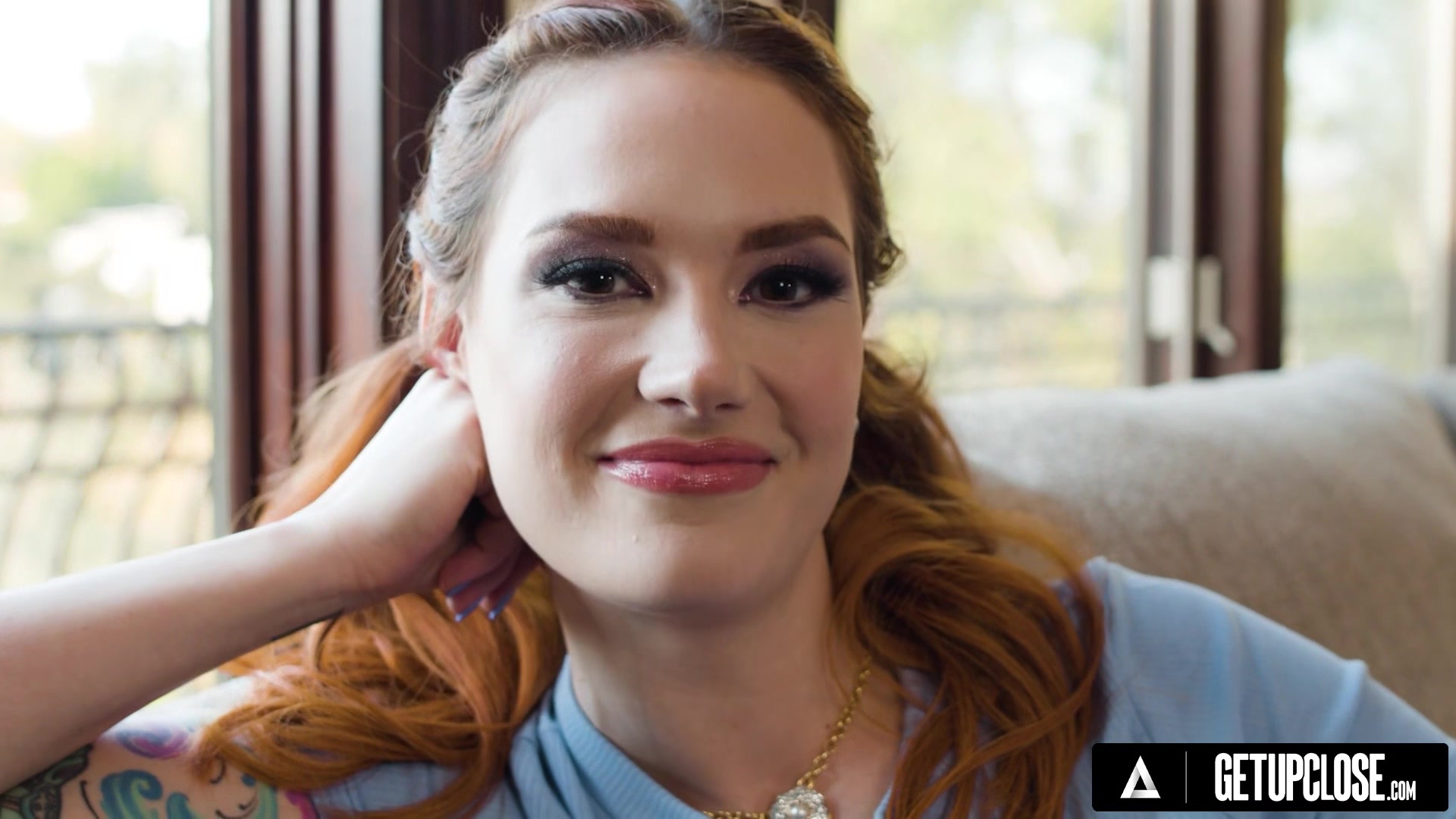 UP CLOSE - Naughty Redhead Beauty Siri Dahl Enjoys Having Her Ass Deeply Eaten & Her Pussy Pounded