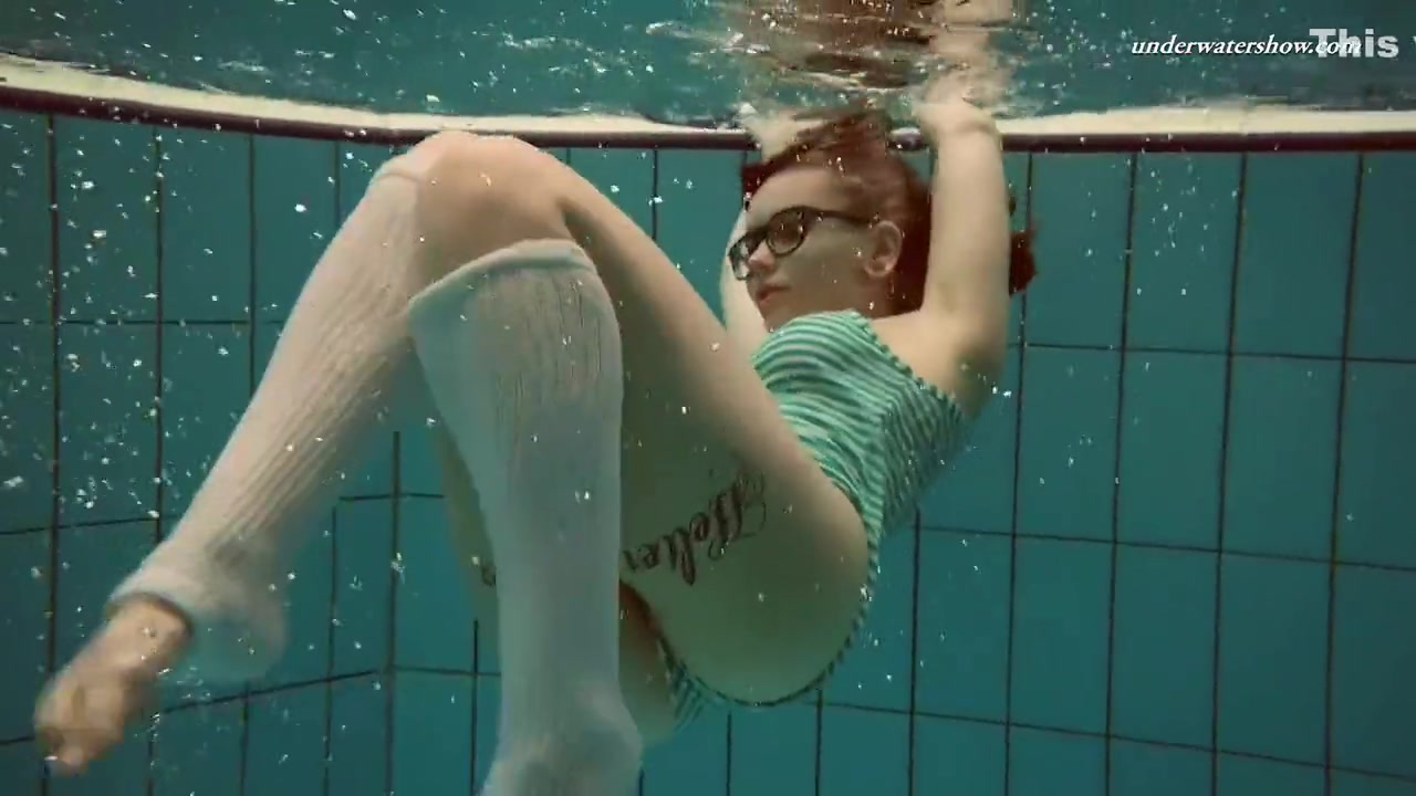 Biggest Floating Tits Of Dashka Underwater