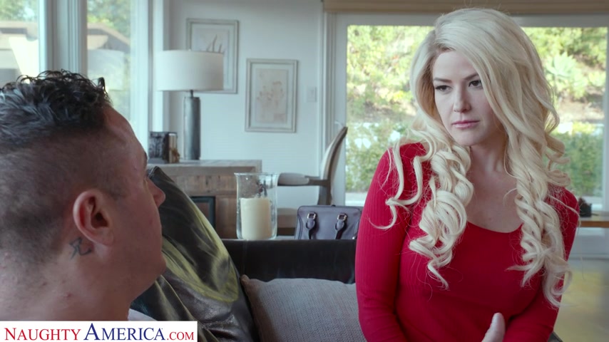 Kit Mercer fucks her Step son's bully to get him to stop - bigcockbully