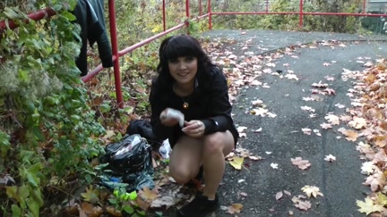 Fucking a sporty angel outdoors