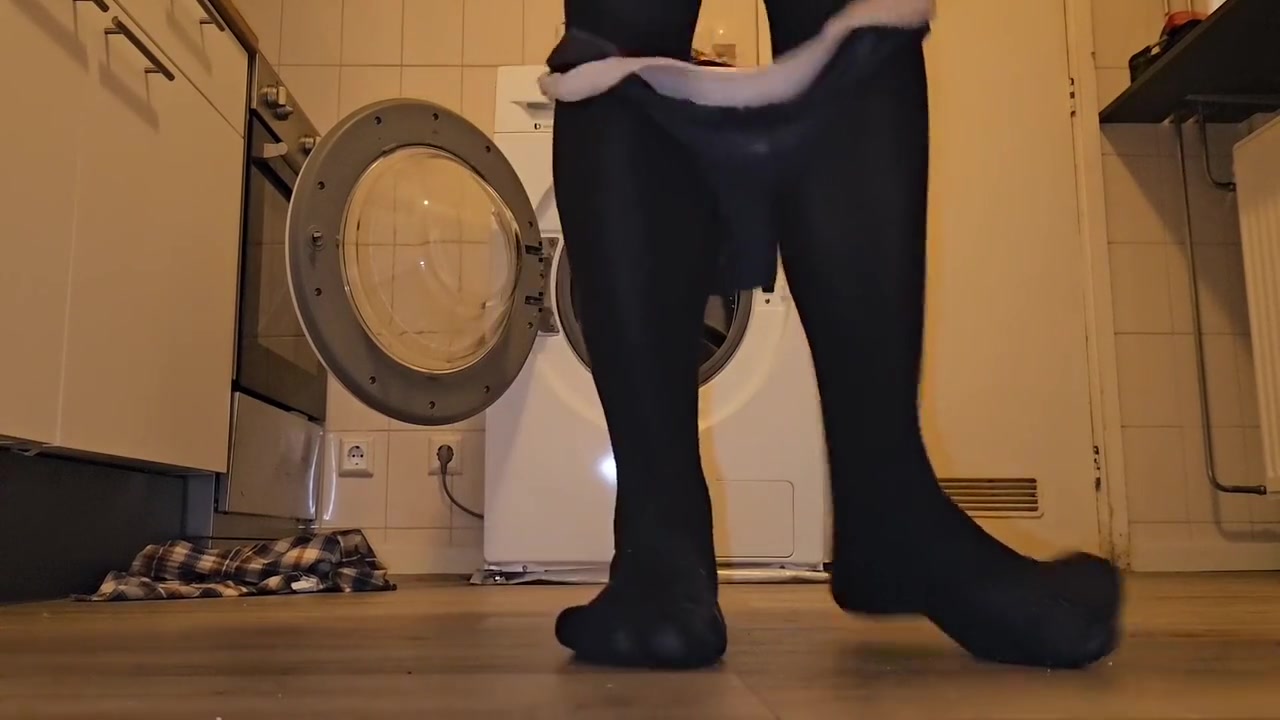 Sexy Cumshow In Clothes 13 Min