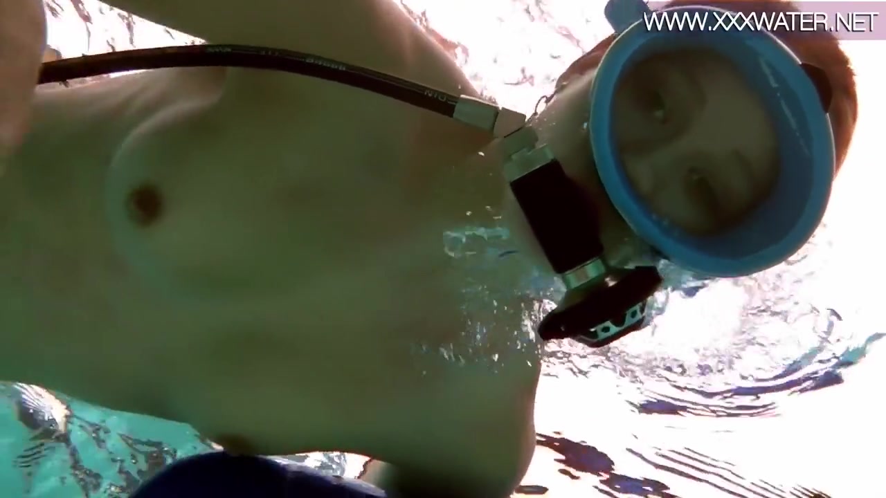Hungarian Pornstar Enjoys Riding Toy Underwater - Minnie Manga