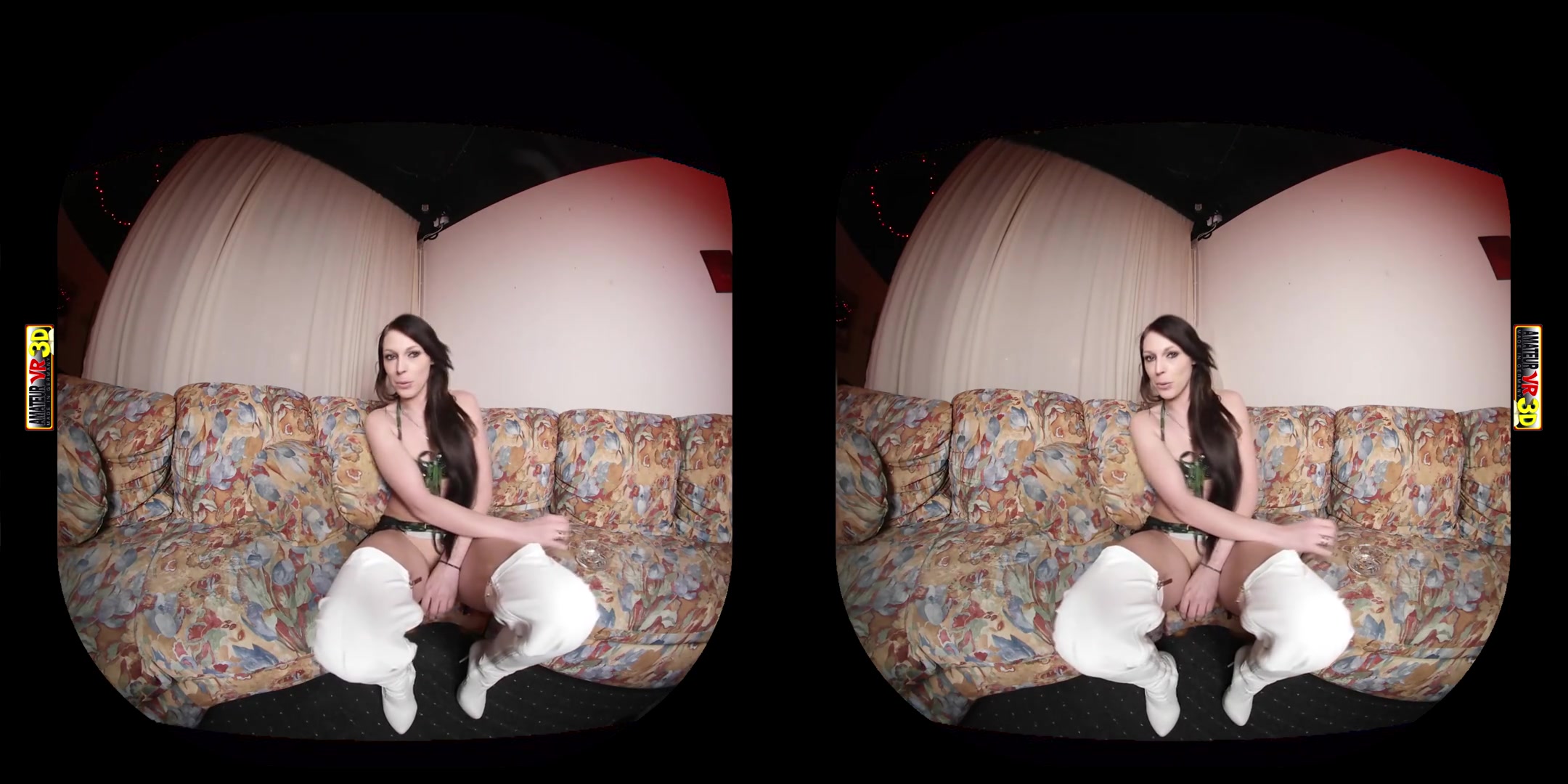 Doris in Doris - She Will SHow You Everything - AmateurVR3D