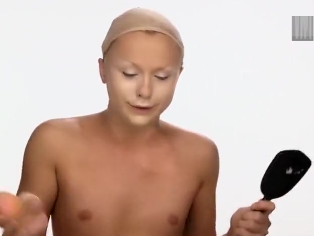 Drag Makeup With Farrah Moan