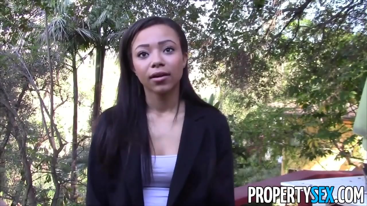 PropertySex Rookie Real Estate Agent Fucks at Open House Homemade Sex